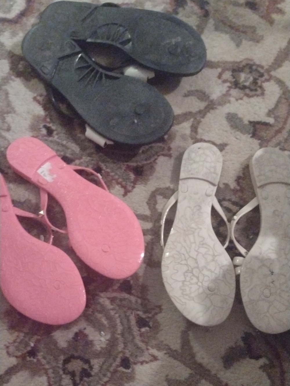 3 Pairs Of Jelly Studded/ Bow Flat Sandals $30 - Picture 5 of 5
